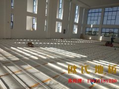 選購籃球館運(yùn)動(dòng)木地板性價(jià)比≠價(jià)格低