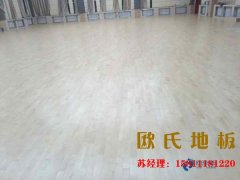 室內羽毛球館木地板如何進行選材？